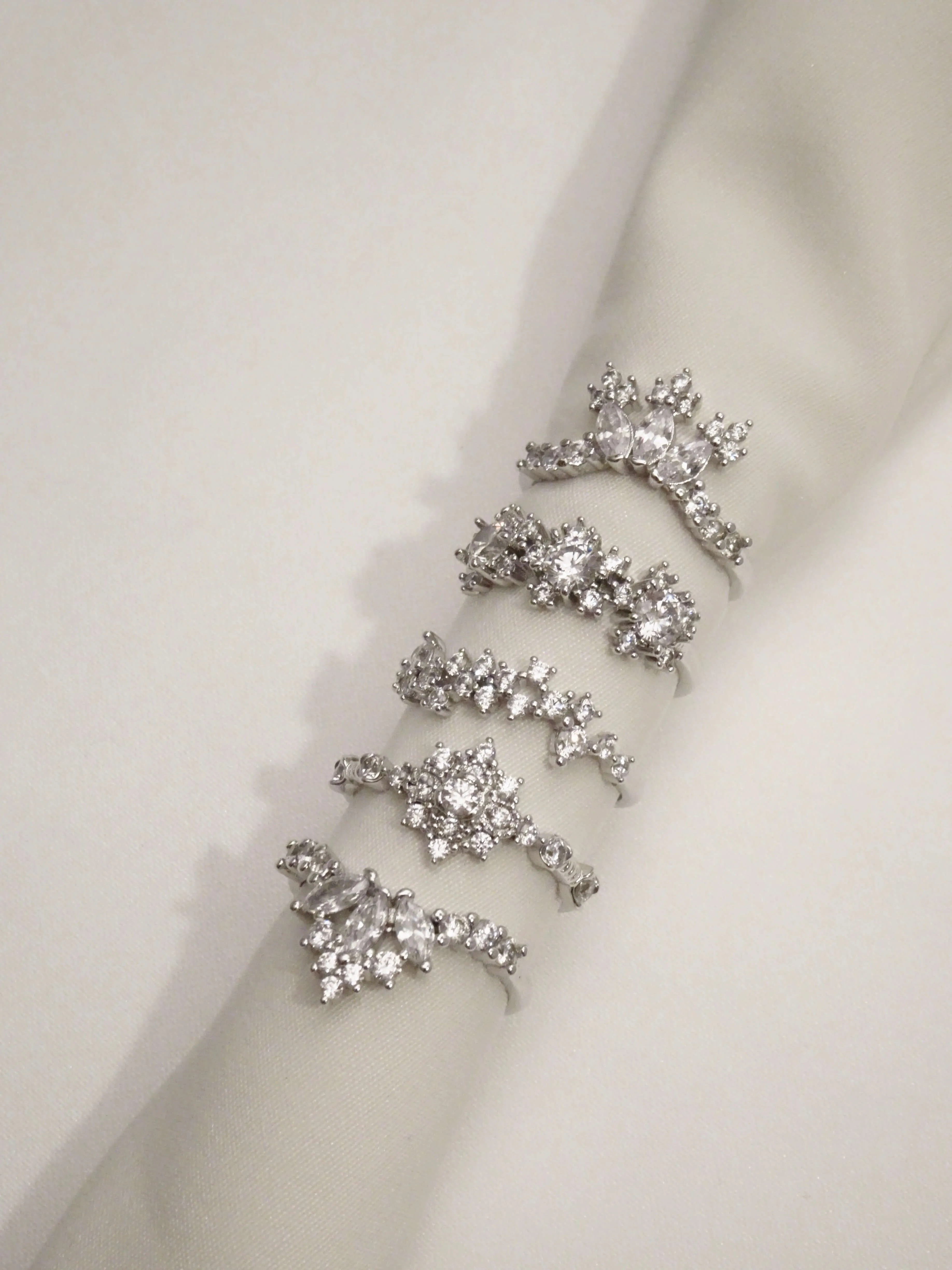 The Elizabeth Cluster Ring