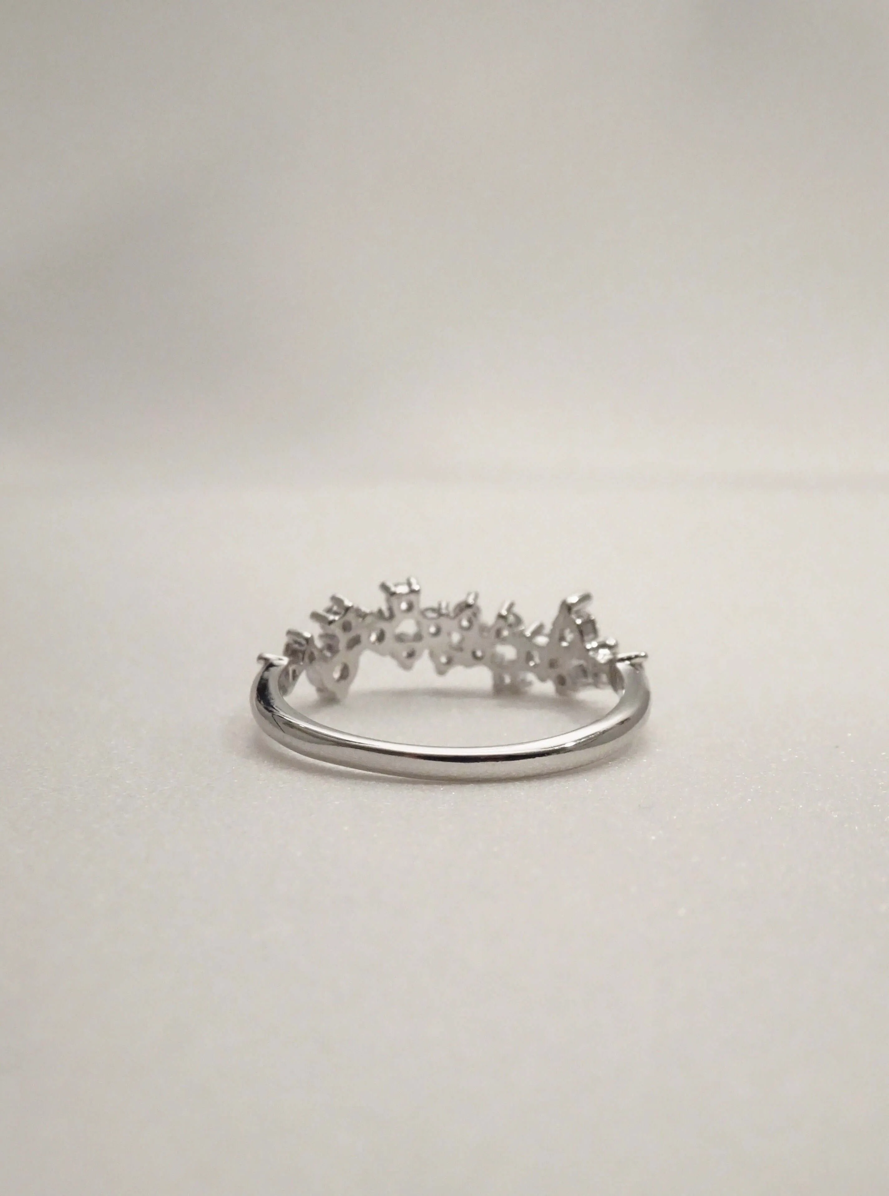 The Elizabeth Cluster Ring